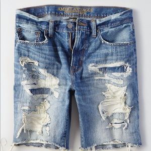 American Eagle Men’s Distressed Jean Shorts